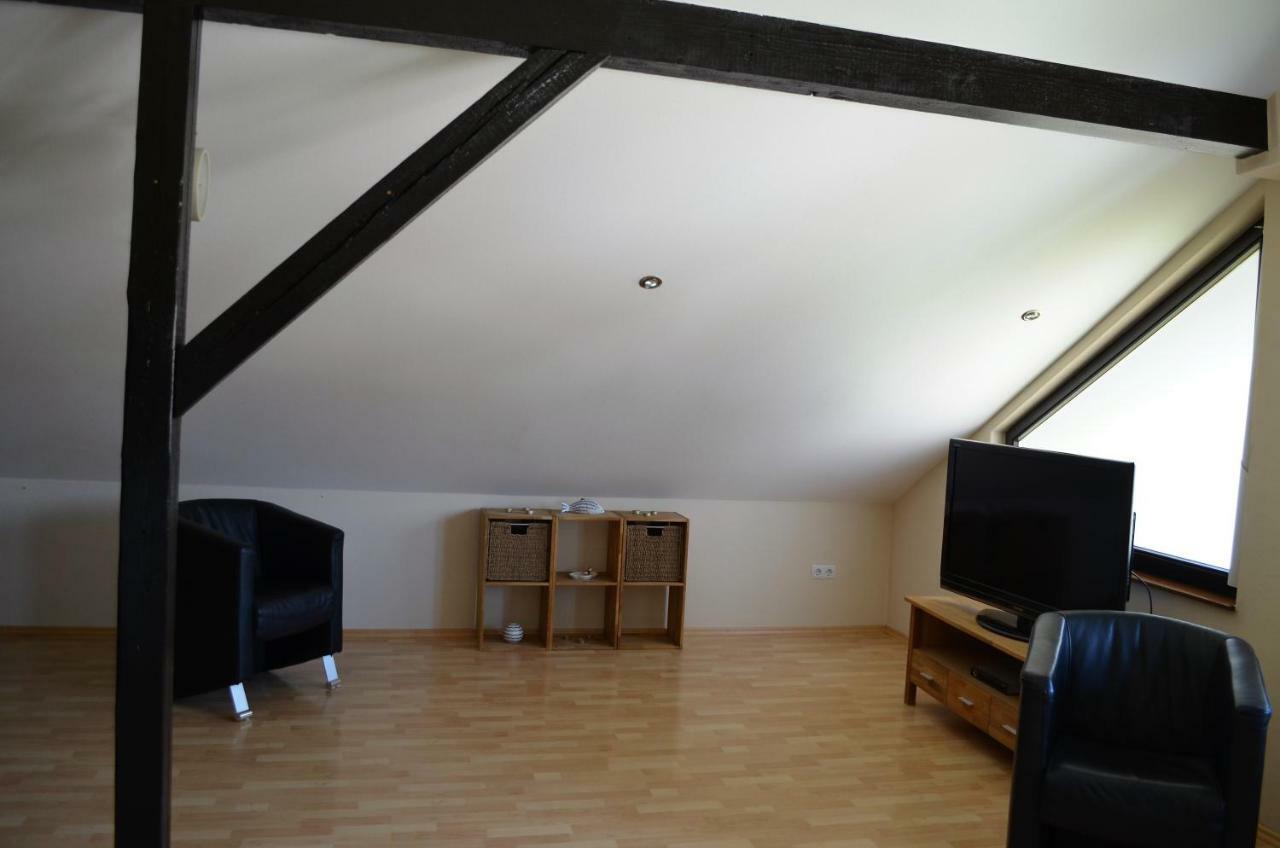 Beim Hooch "Schindelloft" Lägenhet Brucktal Exteriör bild